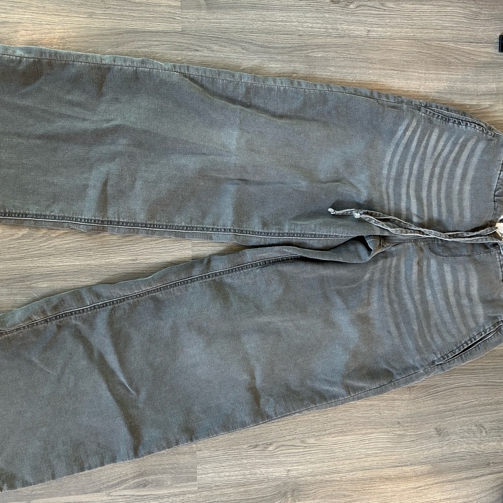 Wide leg pants